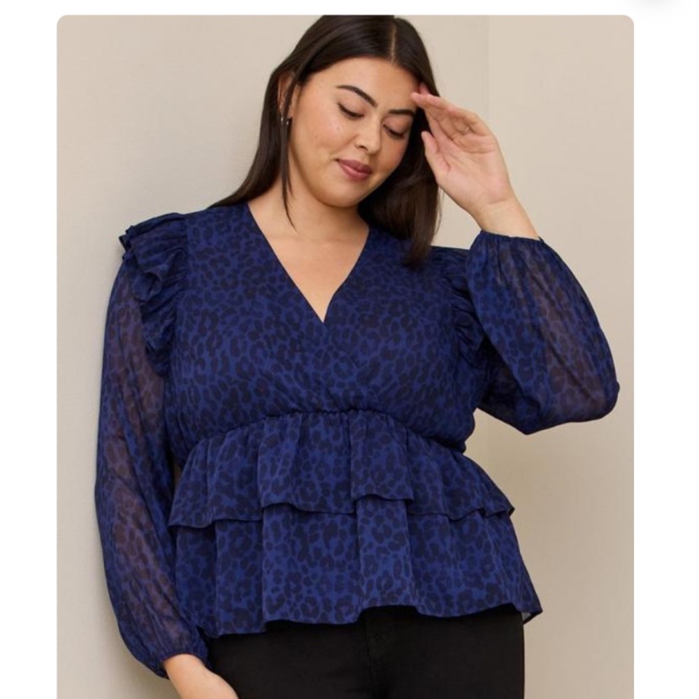 TORRID Chiffon Ruffled Surplice Crop Top 2X NWOT